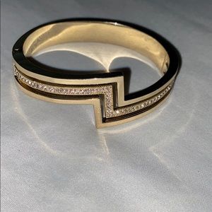 Women’s bracelet